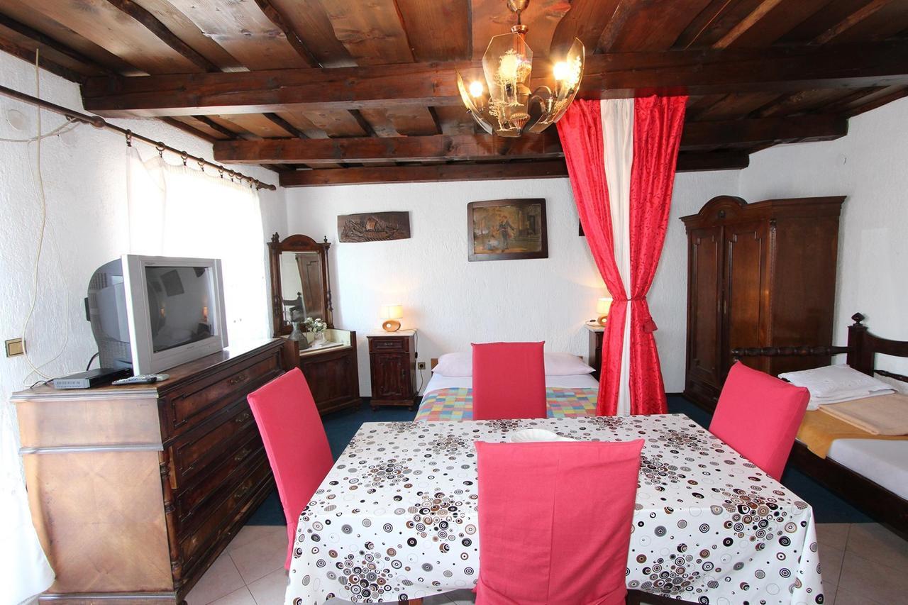 Apartments Sebal Rovinj Exterior photo
